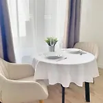 Les Fauvettes - Centre Apartment *