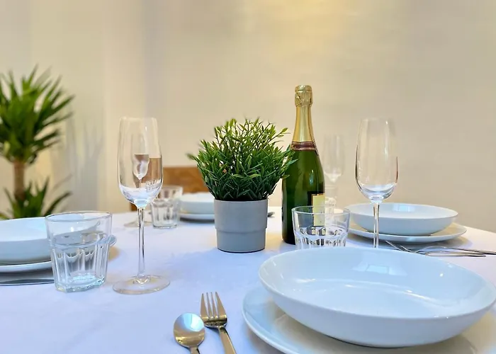 Les Fauvettes - Centre *